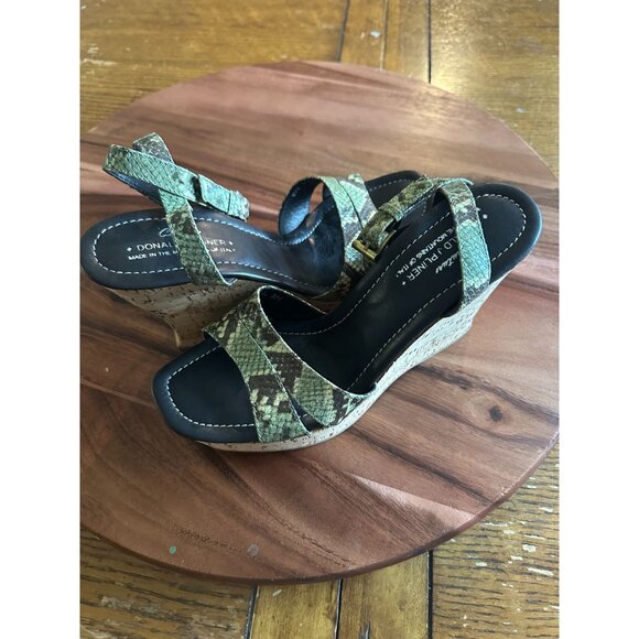 Donald Pliner Green Snakeskin Cork Wedge Sandals 9M Womens Stylish Summer Shoes - Picture 9 of 11